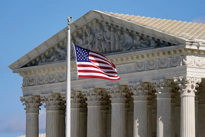 La Corte Suprema de Estados Unidos deberá resolver varios casos relacionados con inmigración antes del cierre de su período de sesiones. (Foto: Archivo) (AP foto/ Patrick Semansky)