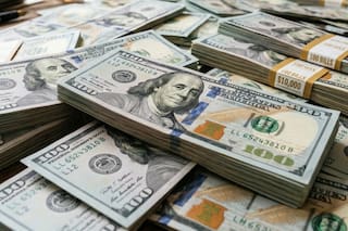 ¿A cuánto cotizan el dólar oficial y el blue este lunes 25 de mayo?