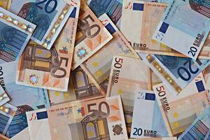 ¿A cuánto cotizan el euro este sábado 22 de junio?