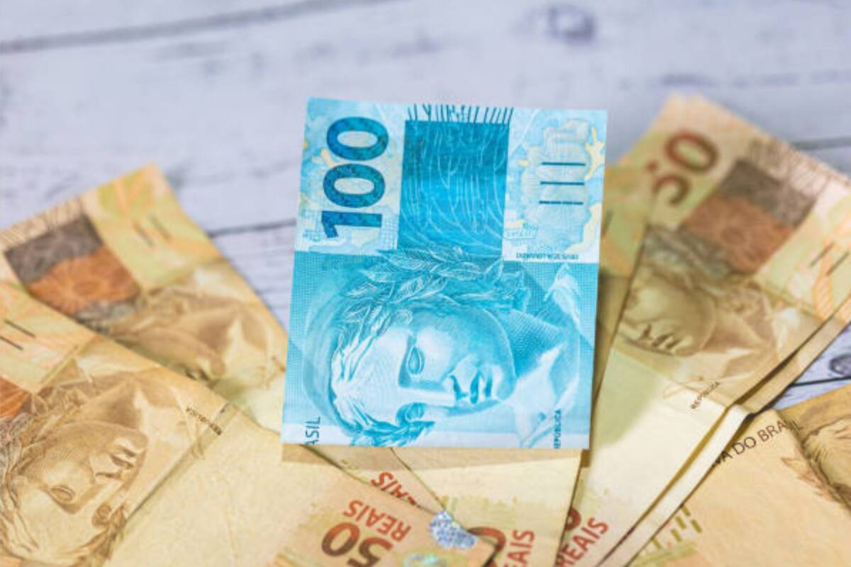 Verdadeiro hoje. quanto está sendo vendida a moeda oficial e azul brasileira nesta quinta-feira, 15 de janeiro Verdadeiro hoje. quanto está sendo vendida a moeda oficial e azul brasileira nesta quinta-feira, 15 de janeiro