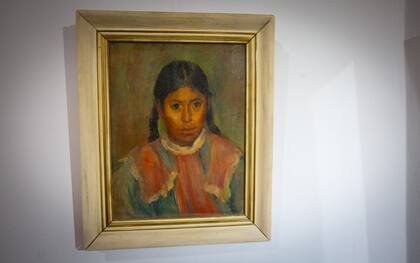 "La coyita", de Araceli Vázquez Málaga, la primer mujer que ganó un premio Nacional de pintura, en el Museo de Artes Plásticas de Calilegua.