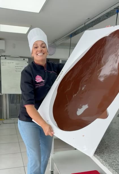 La creación del huevo de Pascua gigante