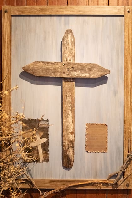 La cruz inaugural del Museo Jaramillo