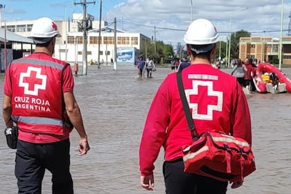 La Cruz Roja Argentina, en acción