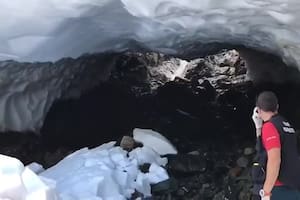 Un muerto y un herido grave en El Bolsón por el derrumbe de una cueva de hielo