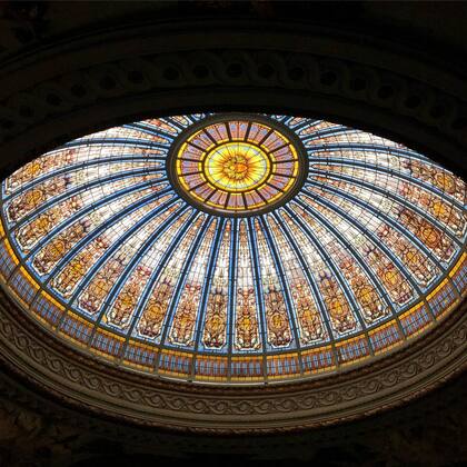 La cúpula del Palacio Paz es uno de los trabajos de restauración más importantes realizados por Farina Ruiz. Recibió el primer premio del concurso Patrimonio 2019 realizado por el Fondo Nacional de las Artes.