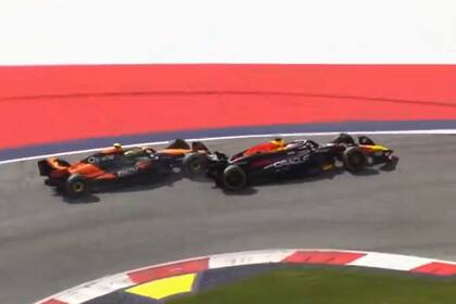 La Curva 3, escenario del incidente entre Max Verstappen y Lando Norris; el tricampeón recibió 10 segundos de penalización, al ser considerado culpable y terminó quinto en el clasificador, mientras que el británico abandonó 