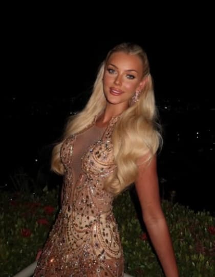 La danesa Victoria Kjær Theilvig es la actual Miss Universo y entregará la corona el 20 de noviembre de 2024 (Instagram/@victoriaakjaer)