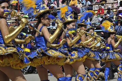 La danza de la morenada tiene diferentes personajes.