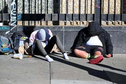 La DEA asegura que Estados Unidos está viviendo la crisis de droga más peligrosa y mortal que haya enfrentado jamás, y que el centro de ello son las drogas sintéticas, como en fentanilo (Archivo)