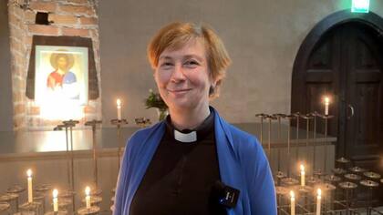 La decana de la catedral, Mäkinen Aulikki, forma parte del liderazgo colectivo de Turku.