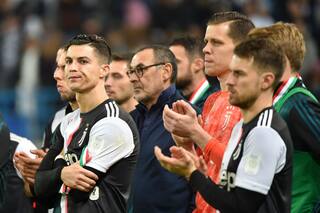 Video. El enojo de CR7 por perder: su mala reacción al recibir la medalla