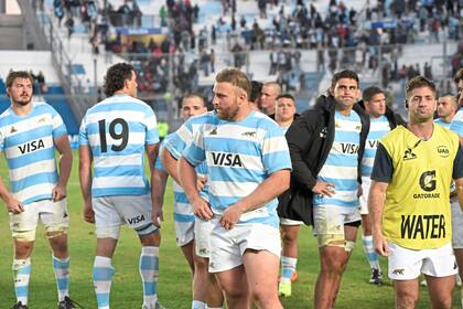 La decepción de los Pumas en el estadio San Juan del Bicentenario (Photo by Andres LARROVERE / AFP)
