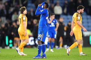 Fue el campeón más improbable de la Premier League hace diez años y ahora cayó a tercera división