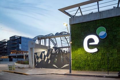 La decisión de un tribunal de Rosario se suma a otros casos recientes y reabre el debate sobre qué conceptos pueden incorporarse en las boletas de energía