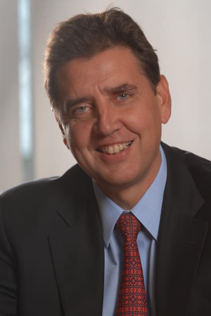 "La decisión final no siempre elige al mejor perfil, sino al riesgo que la organización está dispuesta a asumir", opina Pablo de la Torre