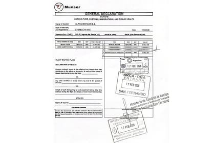 La declaración oficial del vuelo que abordó Adorni junto a amigos y familiares a Punta del Este