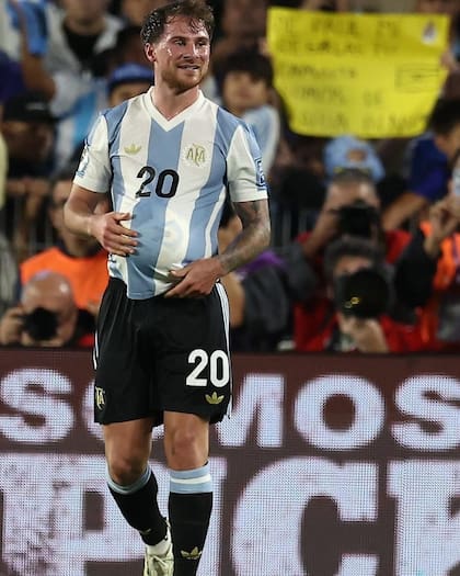 La dedicatoria de Alexis Mac Allister a su novia Ailén y al hijo que esperan