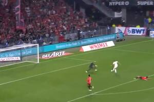 Mbappé falló un gol increíble en PSG, recibió críticas y se volvió viral