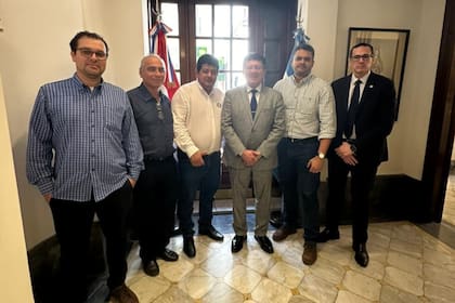 La delegación de Paraguay que llegó a la Argentina para reunirse con autoridades del gobierno nacional