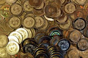 Una demanda multimillonaria amenaza con desenmascarar al creador del bitcoin