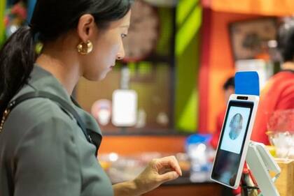 La democracia que ya está utilizando el reconocimiento facial para registrar los rostros de sus ciudadanos