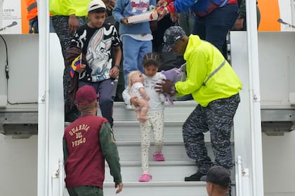 La deportación deja a hijos ciudadanos en una encrucijada: exilio o abandono