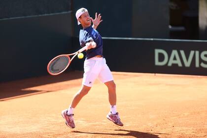 La derecha de Schwartzman, en el entrenamiento del equipo argentino de Copa Davis.
