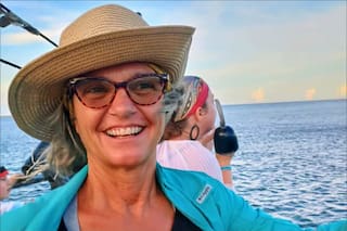 Investigan la desaparición de una estadounidense en las Bahamas: su esposo dice que cayó por la borda