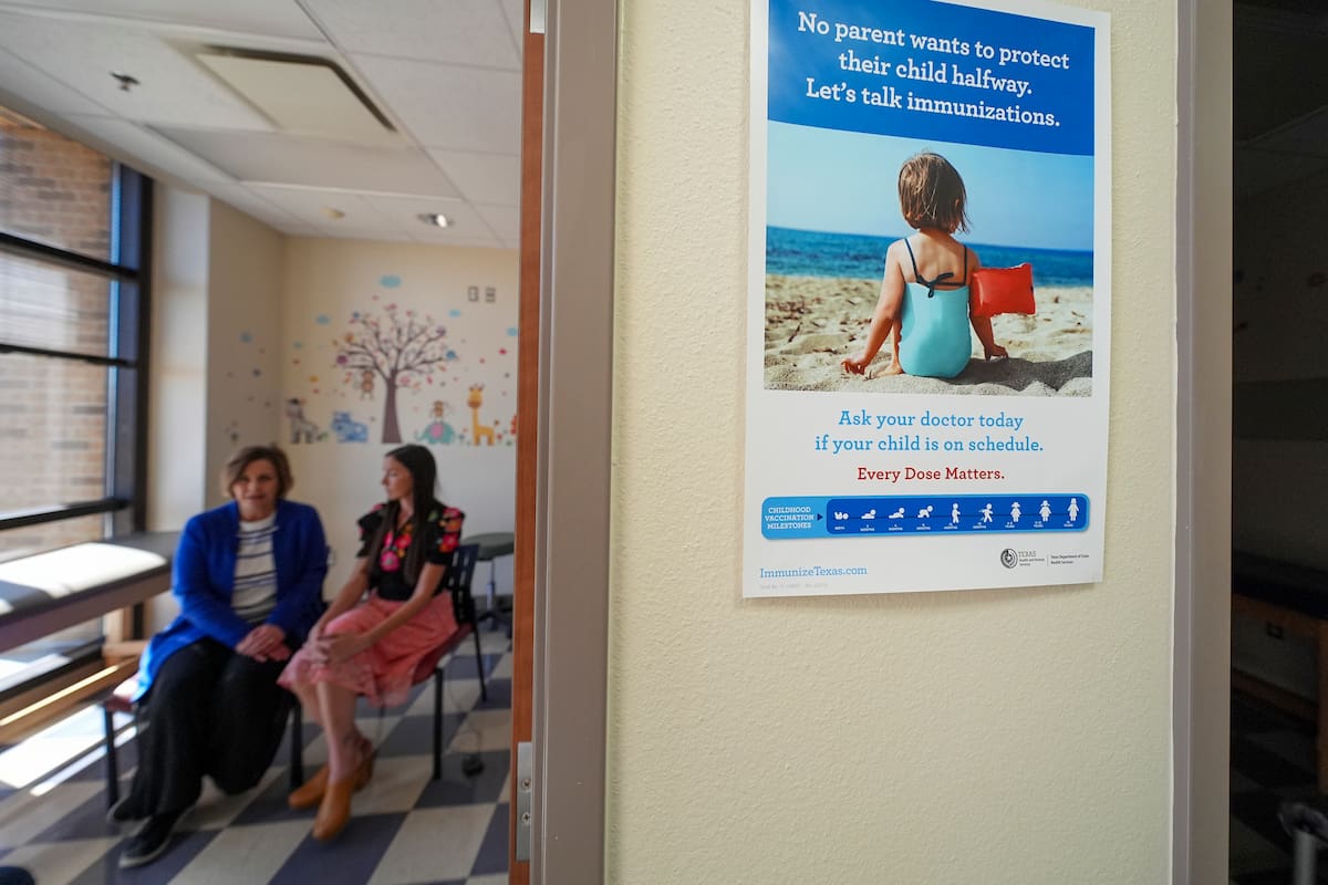 Alarma por Sarampión en Texas: La Desconfianza en las Vacunas Desata un Brote que Afecta a Niños