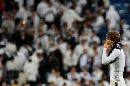 la desilusión de Luka Modric, tras la derrota ante Ajax