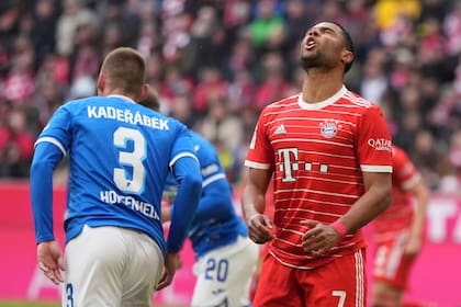 La desilusión de Serge Gnabry, que se lamenta por la oportunidad perdida en Bayern Munich - Hoffenheim.