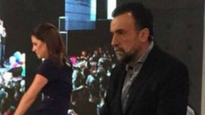 La desolación de Roberto Navarro durante la cobertura de las elecciones