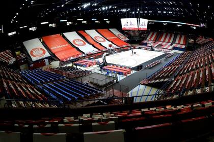 La desolada imagen del estadio de Olimpia de Milano donde se jugó el partido a puertas cerradas por prevención al Coronavirus