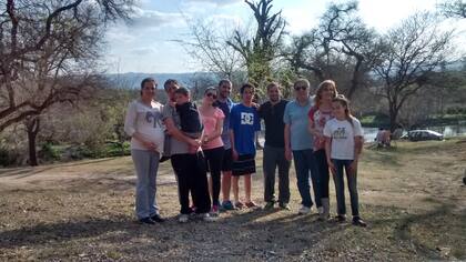 La despedida de su familia en Córdoba.
