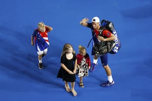 El furioso y emotivo retiro de Lleyton Hewitt: fue sancionado por insultar al ju