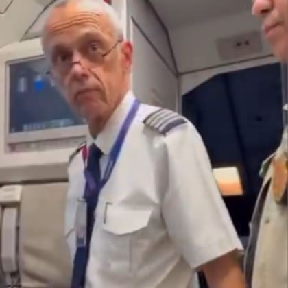 La detención del piloto ocurrió en la cabina del vuelo LA3900 minutos antes de su partida hacia Río de Janeiro