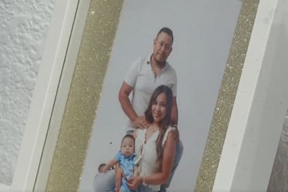 La detención frustró la primera Navidad del bebé con ambos padres