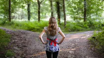 La diferencia entre ambos perfiles no solo influye en cómo se decide, sino en cómo se vive el proceso y sus consecuencias