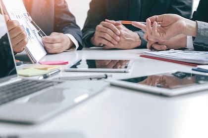 La diferencia entre feriado y día no laborable