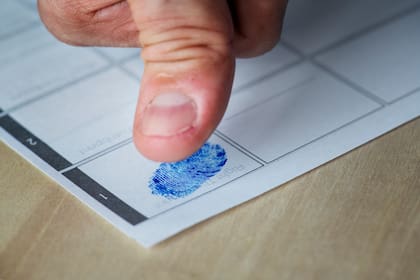 La digitalización de huellas dactilares facilita la identificación de fraudes