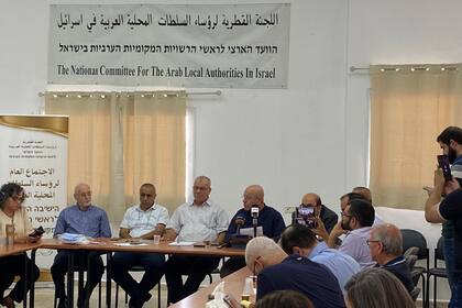 La diputada árabe-israelí Aida Touma-Sliman, en una reunión del Comité Nacional para las Autoridades Locales Árabes de Israel