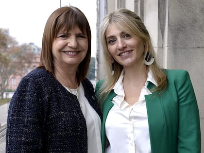 La diputada Daiana Fernández Molero junto a Patricia Bullrich.