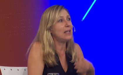 La diputada del Frente de Izquierda, Myriam Bregman, sostuvo que sería conveniente discutir una reducción de la jornada laboral