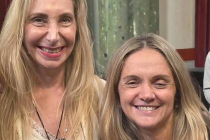 La diputada María Gabriela Flores junto a Karina Milei