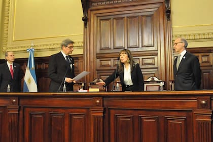 La diputada radical Roxana Reyes, cuando juró como consejera de la magistratura