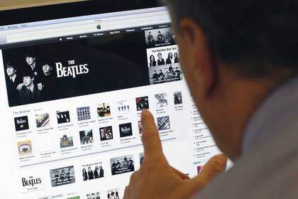 La discografía de The Beatles, una de las últimas grandes incorporaciones de la plataforma, en el iTunes Store, que cumplió 10 años