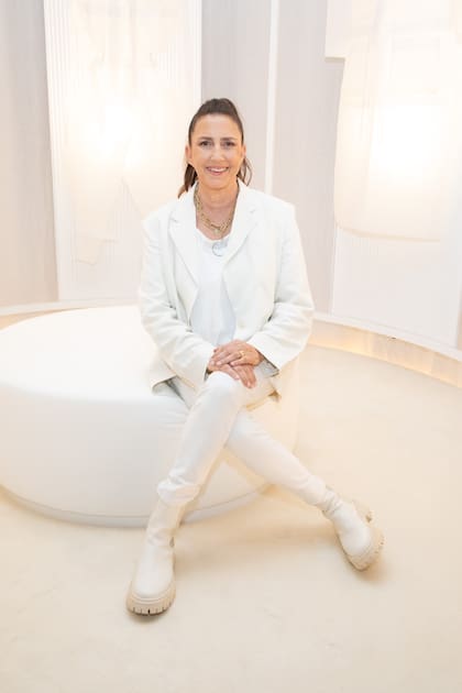 La diseñadora Laura Orcoyen presentó su nueva muestra, "O." junto a artistas como Elba Bairon, Leonardo Batistelli, Martina Quesada y Esmeralda Escasany