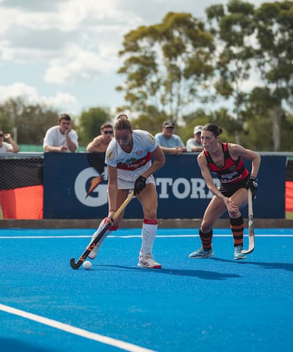 La disputa de la bocha en Banco Provincia vs. Olivos
