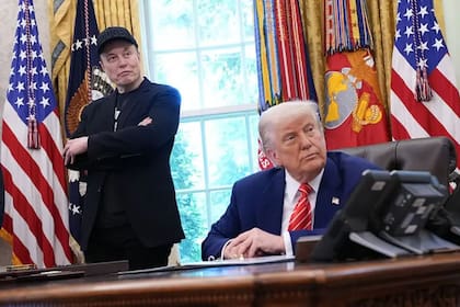 La disputa pública de Elon Musk y Donald Trump se viralizó a través de las redes sociales de ambos personajes